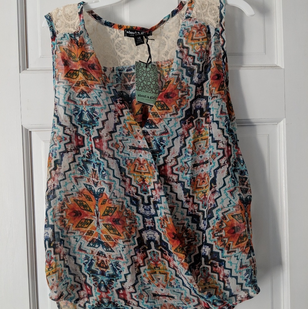 Fun printed Tank with lace